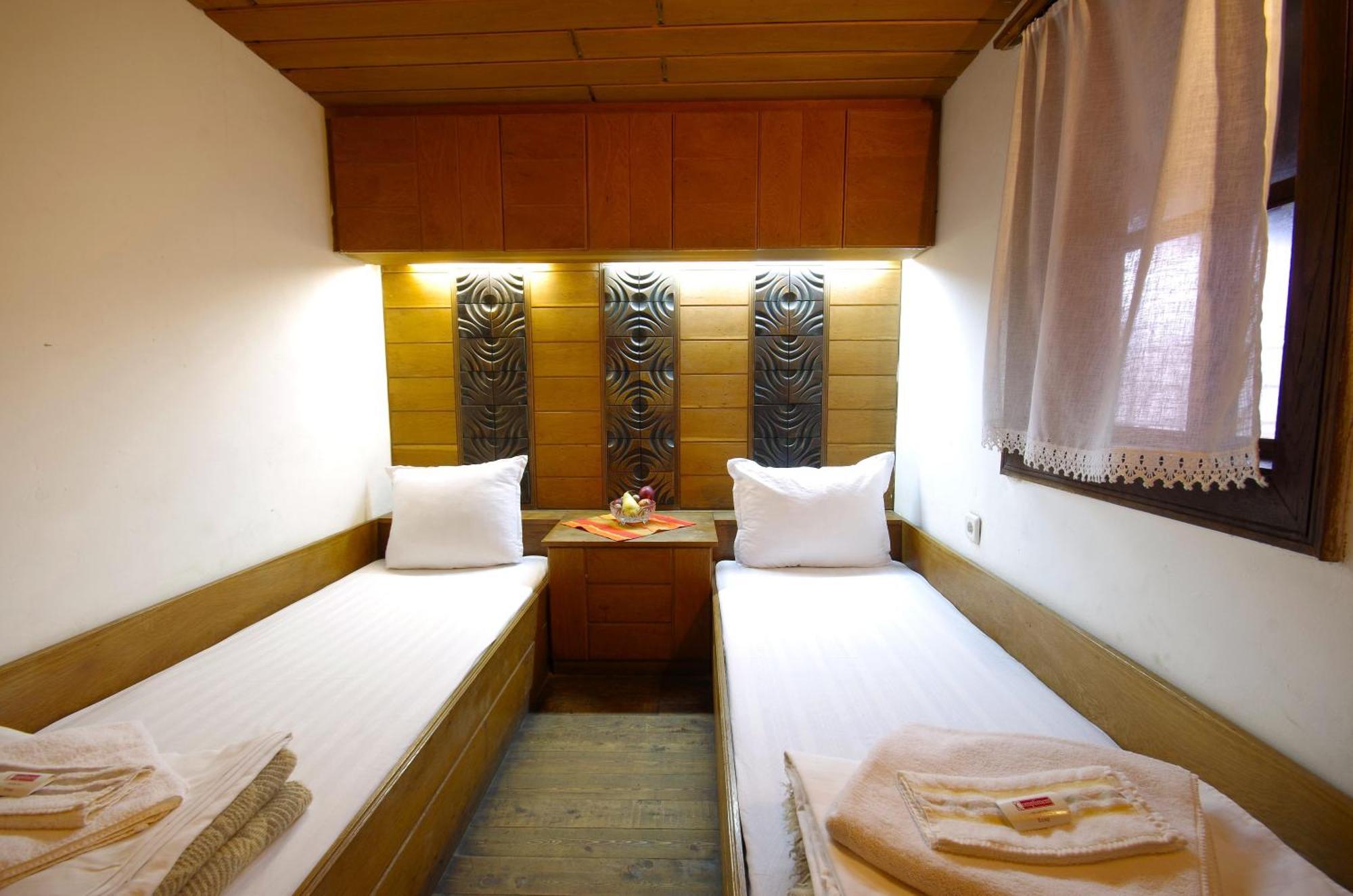 Guest House Cana Mihova بوجينتسي المظهر الخارجي الصورة